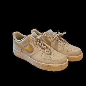 Nike Air Force 1 Shoes/Sneakers - Womens -‎ Size 10.5 - Gray/Gold